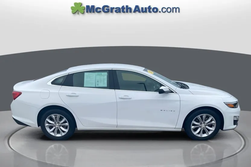2023 Chevrolet Malibu 1LT photo 1