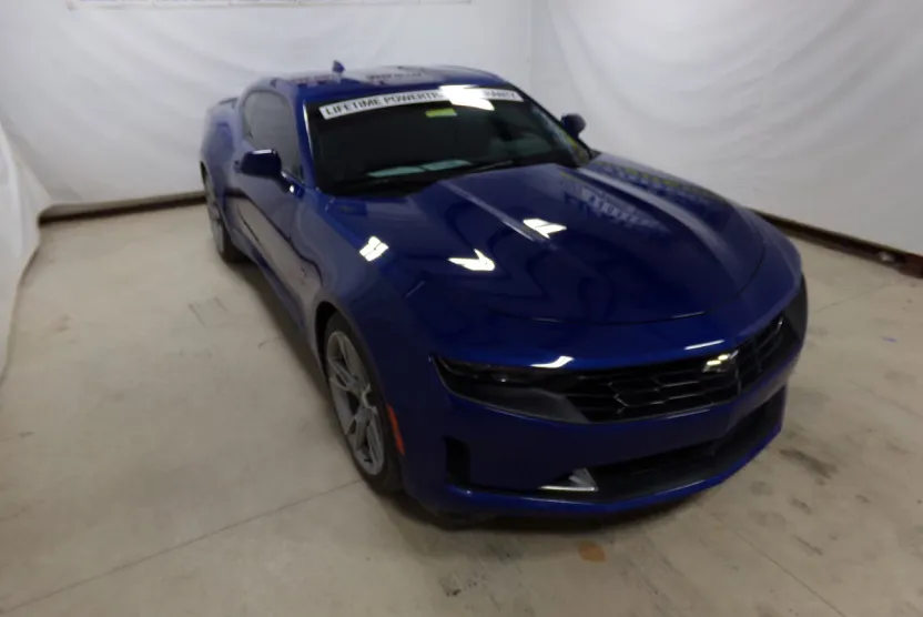 2024 Chevrolet Camaro 2LT photo 1