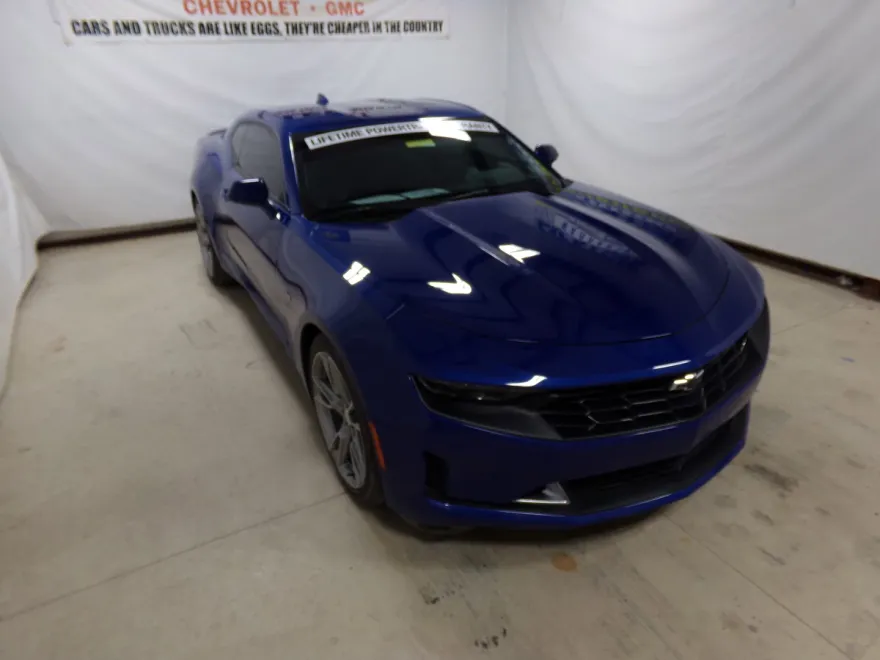 2024 Chevrolet Camaro 2LT photo 1