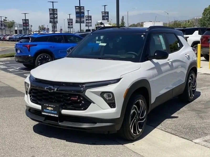 2025 Chevrolet Trailblazer RS photo 1