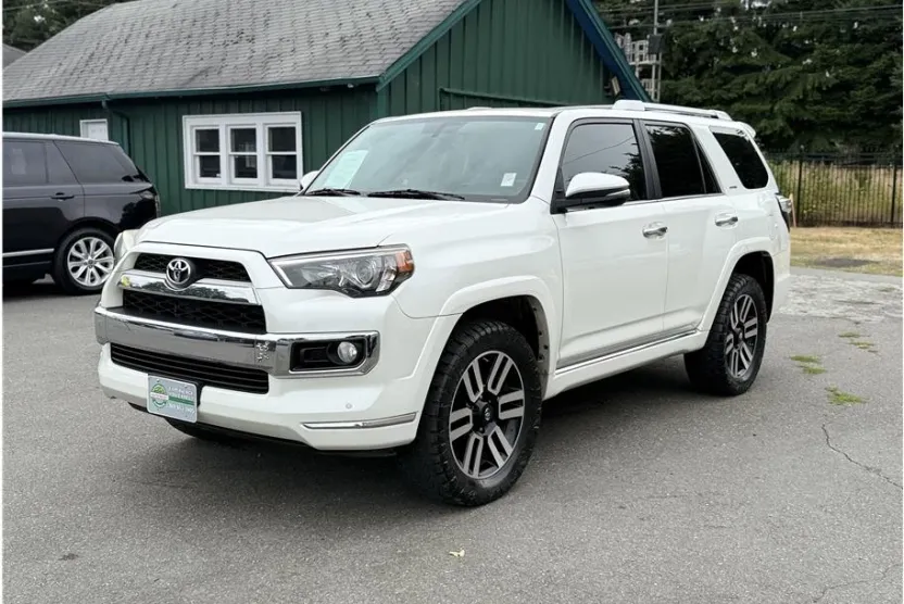 2014 Toyota 4Runner SR5 Sport photo 1