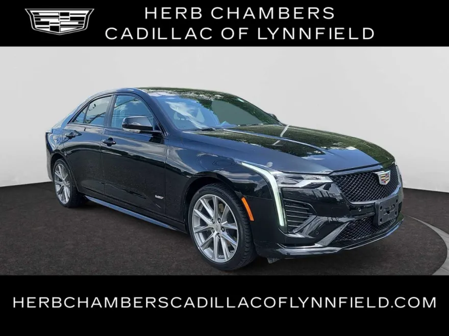 2022 Cadillac CT4 photo 1