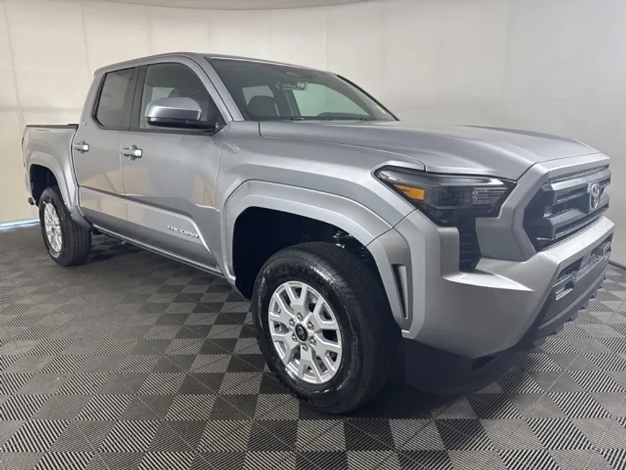 2025 Toyota Tacoma SR5 Double Cab photo 1