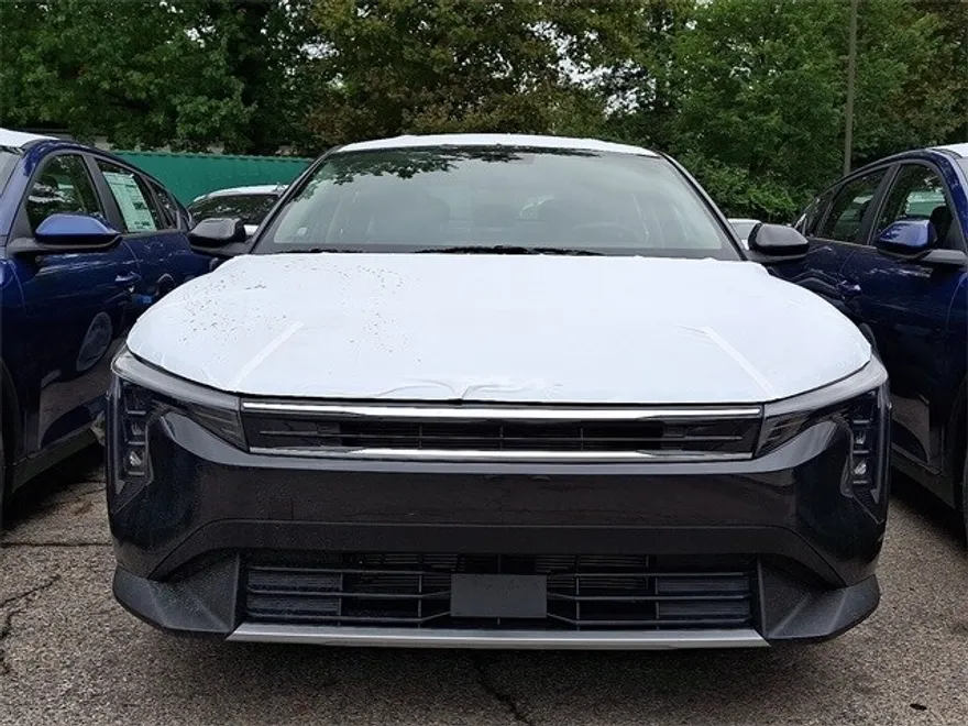 2025 Kia K4 EX photo 1