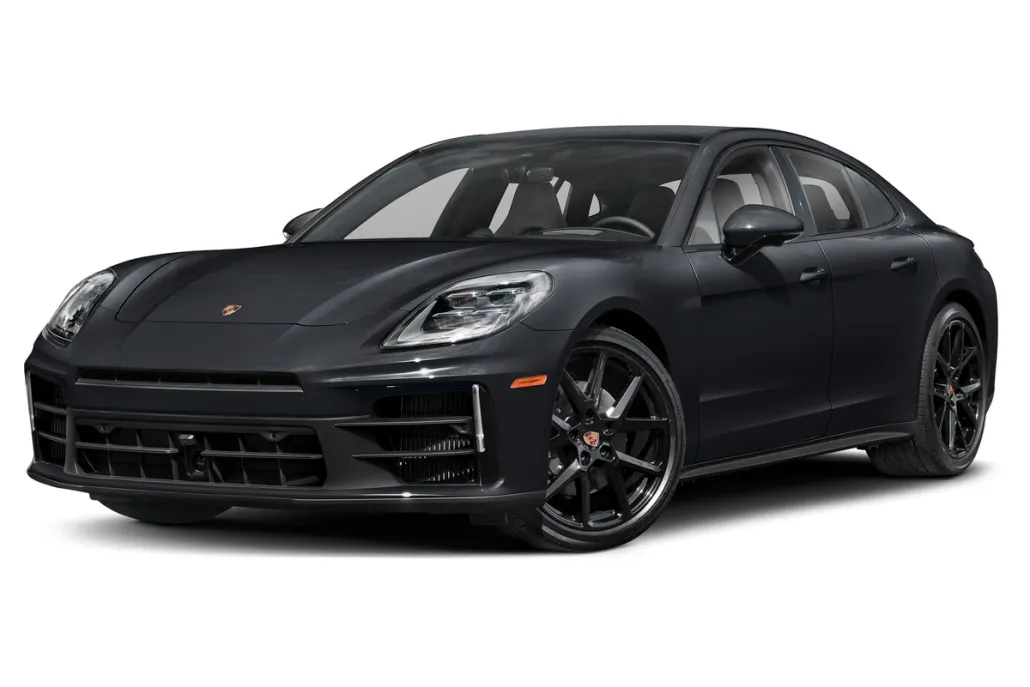 2026 Porsche Panamera GTS photo 1