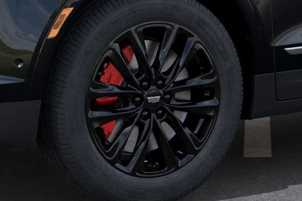 2025 Cadillac XT5 Sport photo 1