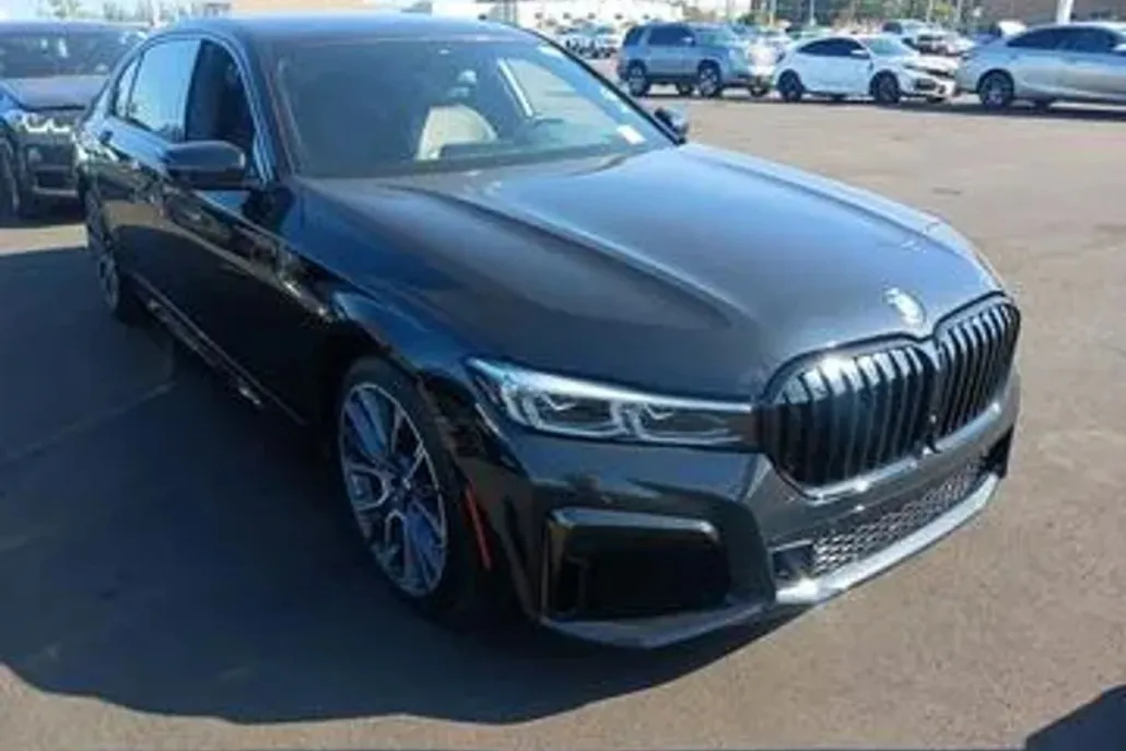 2021 Bmw 740i photo 1