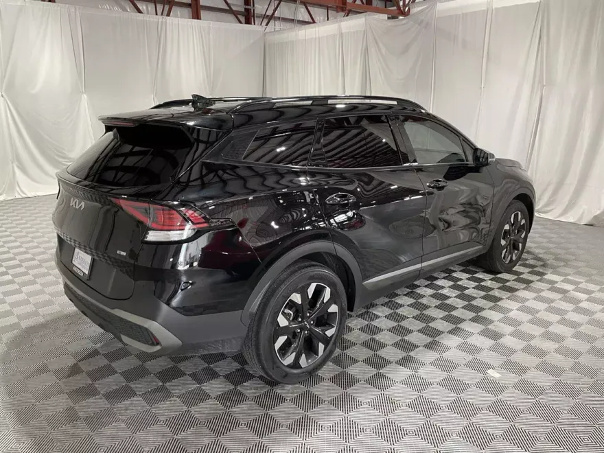 2023 Kia Sportage X-Line photo 1
