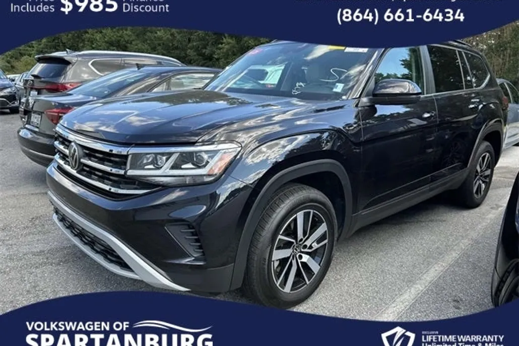2023 Volkswagen Atlas SE photo 1