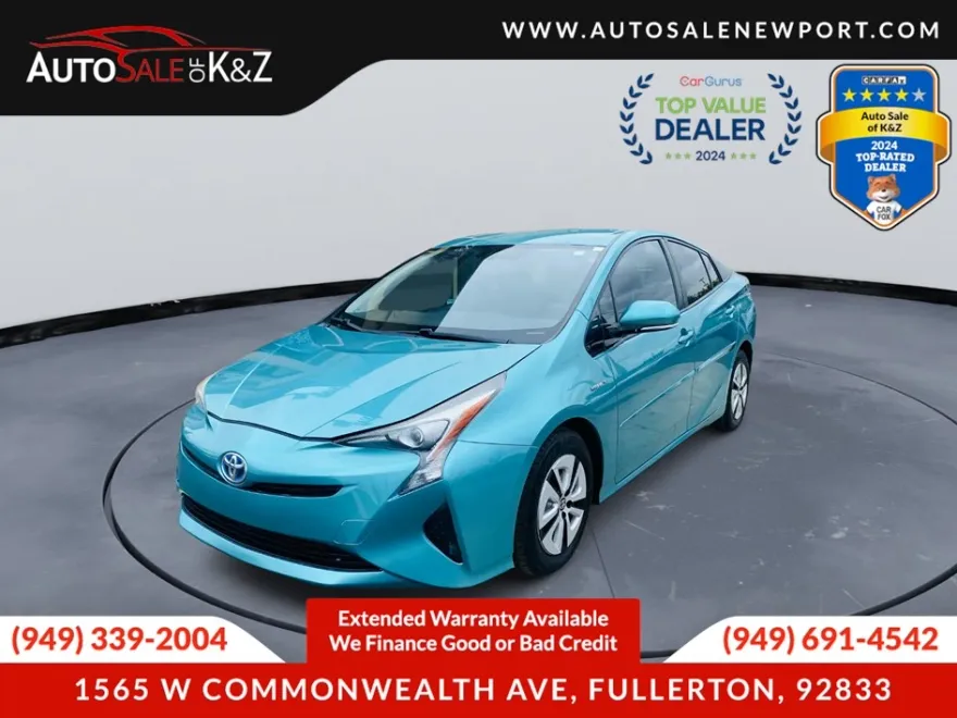2016 Toyota Prius Four Touring photo 1