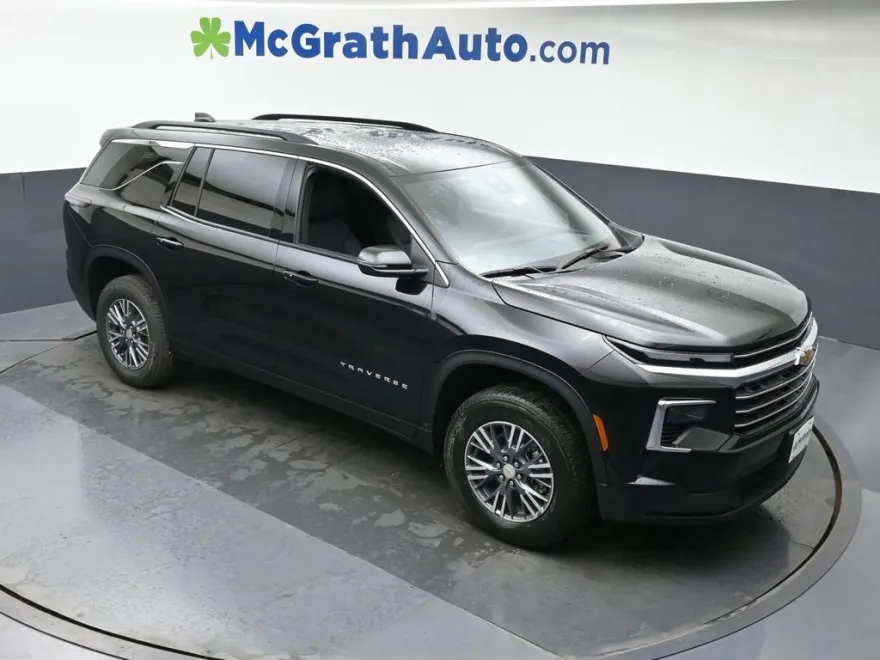 2026 Chevrolet Traverse photo 1