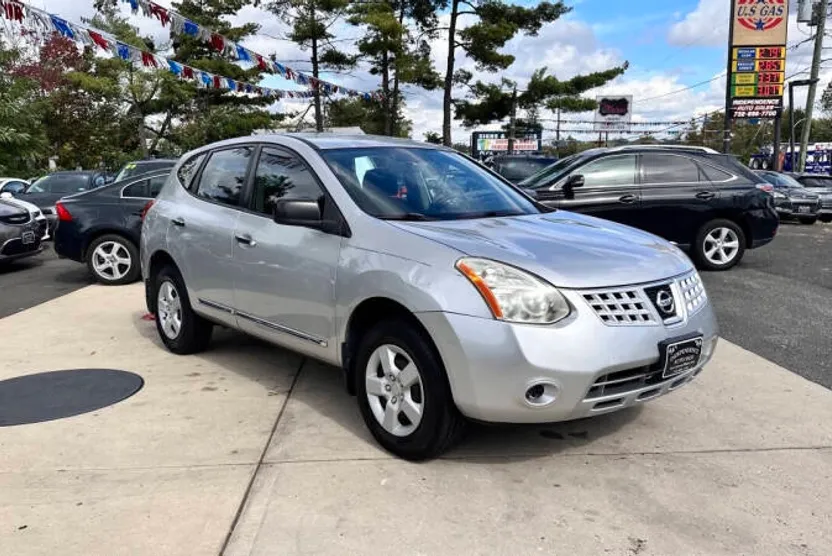 2008 Nissan Rogue photo 1
