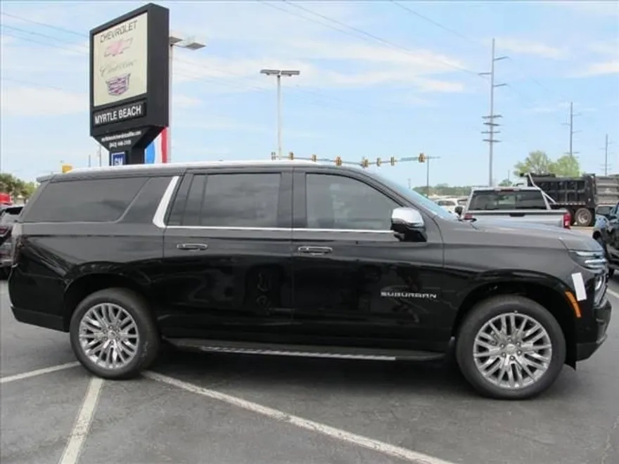 2025 Chevrolet Suburban Premier photo 1