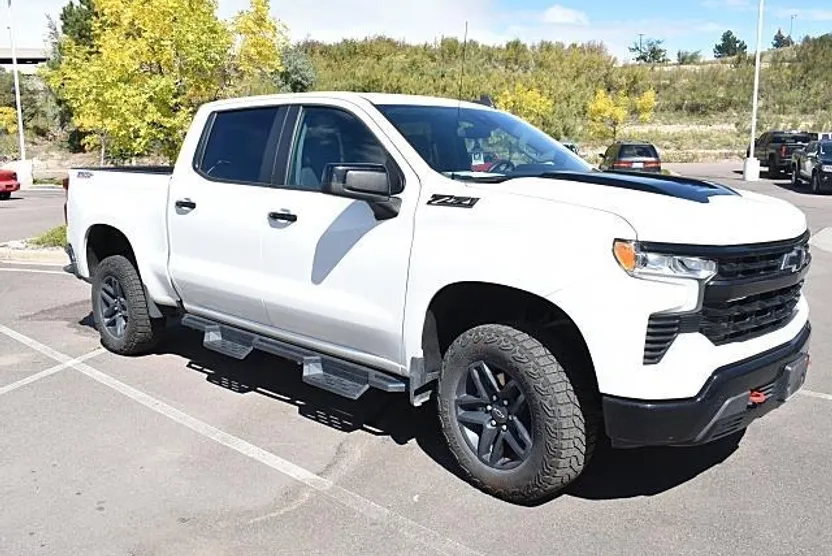 2023 Chevrolet Silverado 1500 LT Trail Boss photo 1