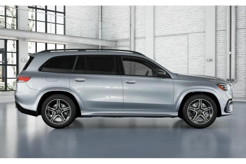 2026 Mercedes Benz GLS 450 4MATIC photo 1