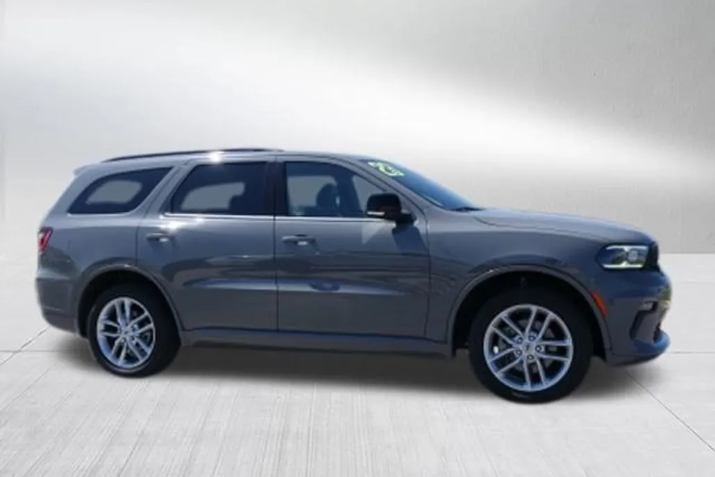 2023 Dodge Durango GT Plus photo 1