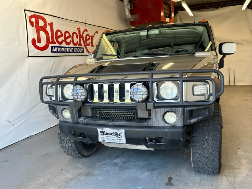 2004 Hummer H2 Base photo 1