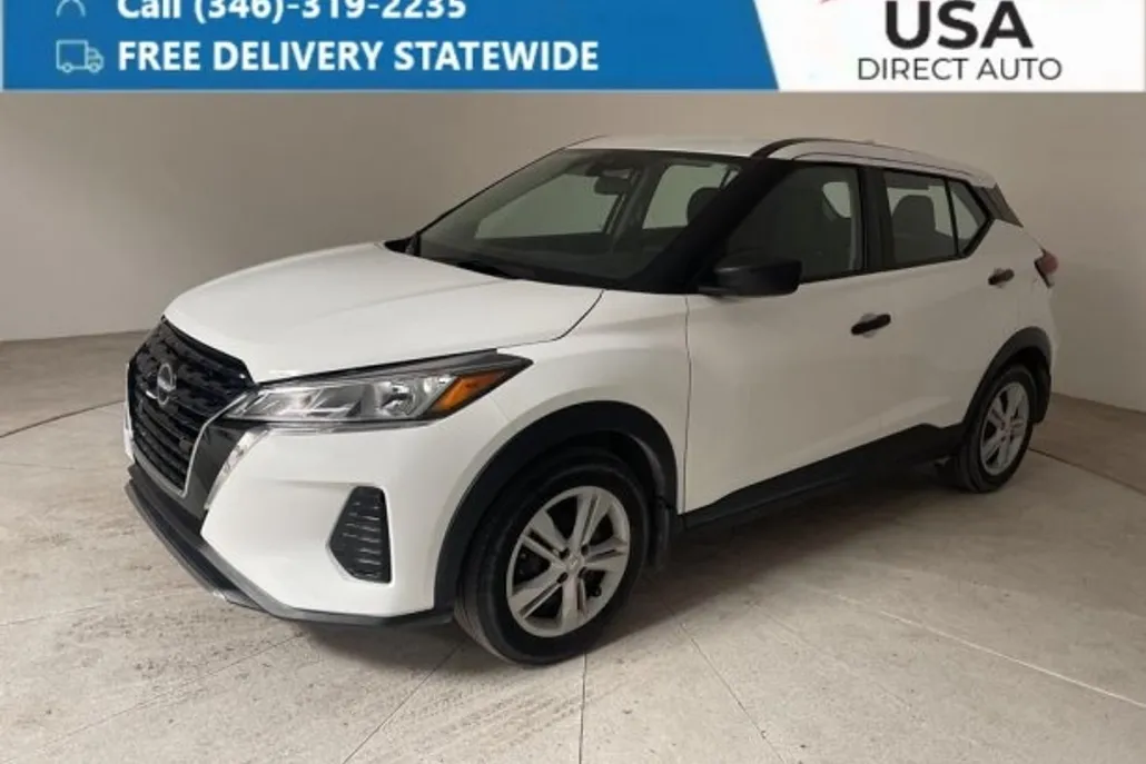 2022 Nissan Kicks S photo 1
