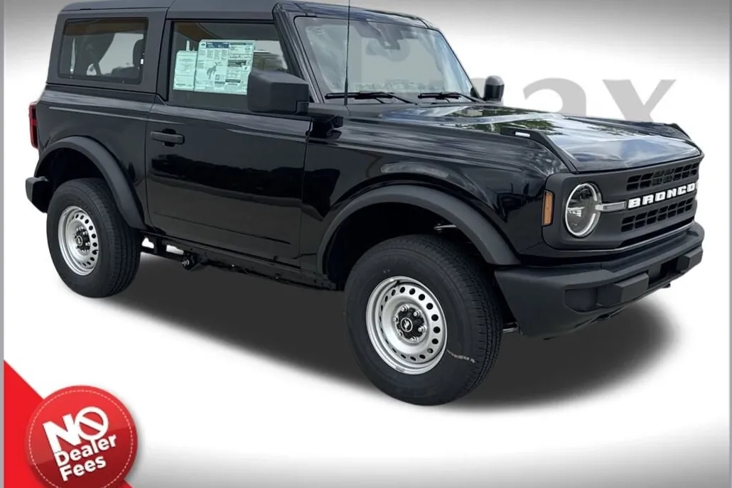 2025 Ford Bronco Base photo 1