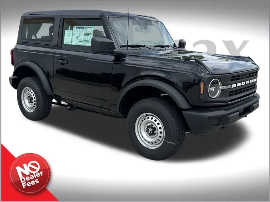 2025 Ford Bronco Base photo 1