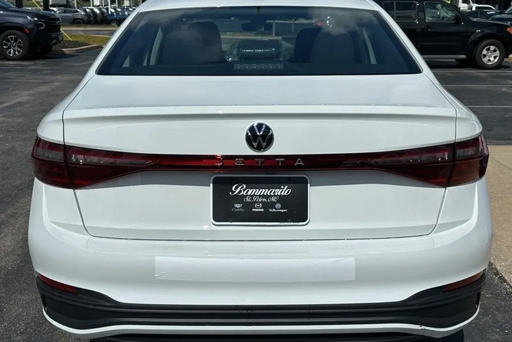 2025 Volkswagen Jetta S photo 1
