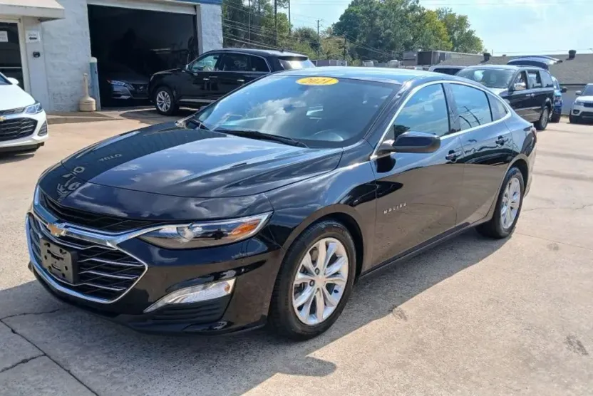 2021 Chevrolet Malibu 1LT photo 1