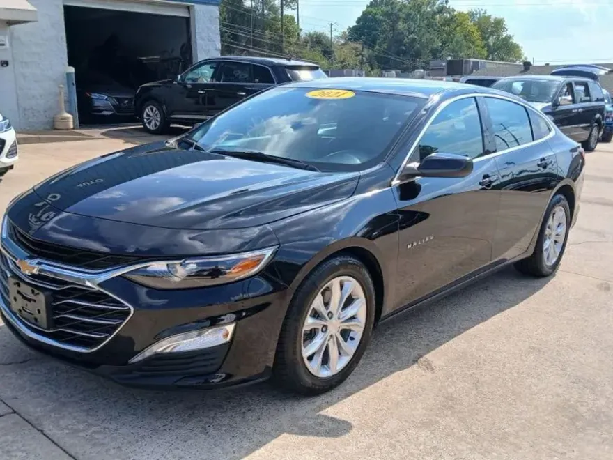 2021 Chevrolet Malibu 1LT photo 1