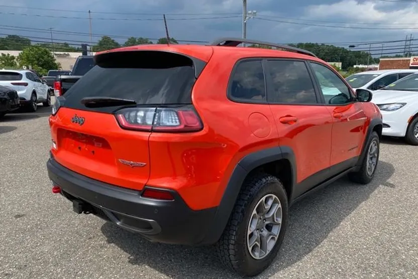 2021 Jeep Cherokee Trailhawk photo 1