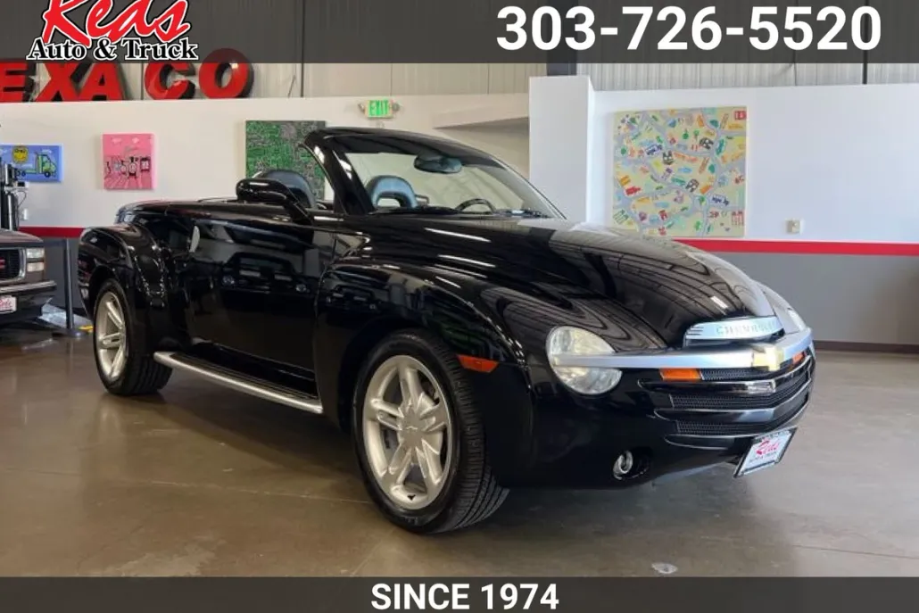 2003 Chevrolet SSR photo 1