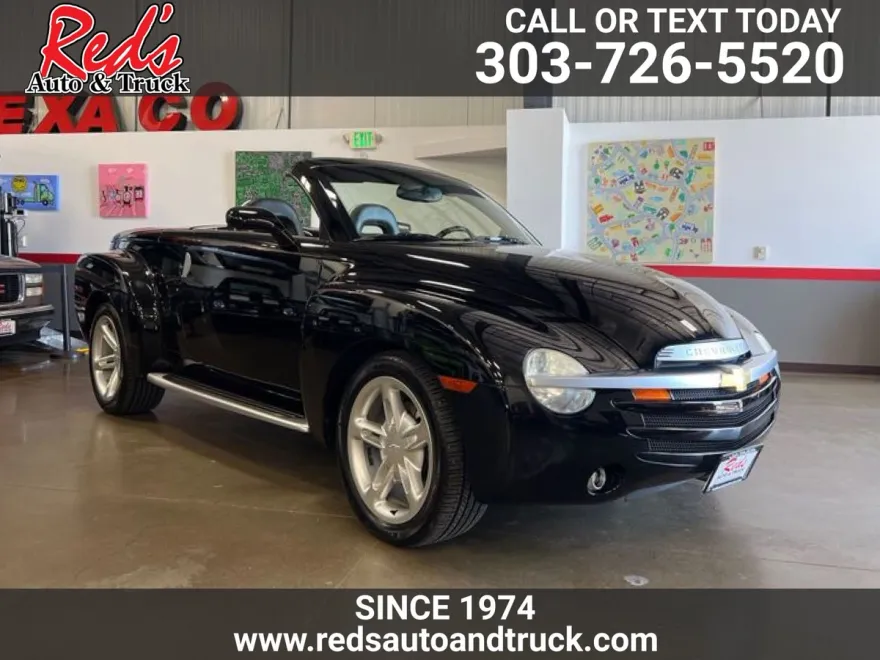 2003 Chevrolet SSR photo 1