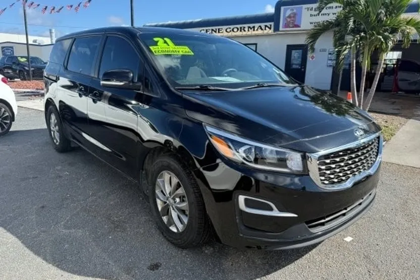 2021 Kia Sedona LX photo 1