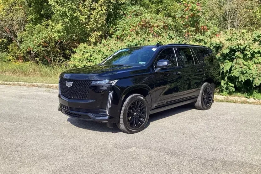 2024 Cadillac Escalade Sport photo 1