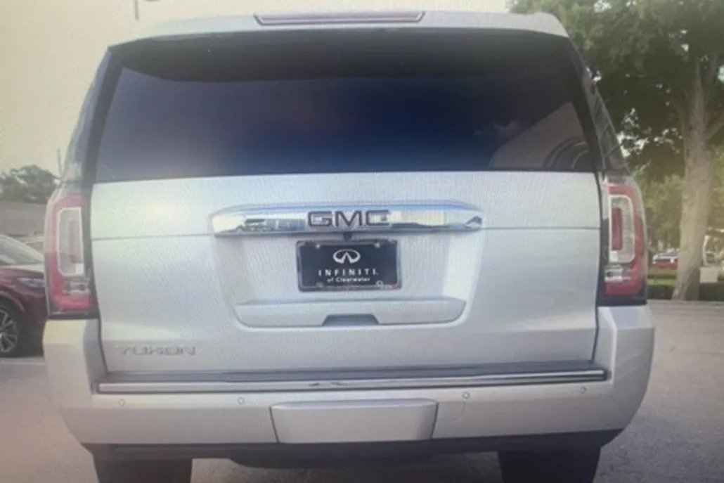 2020 Gmc Yukon Denali photo 1