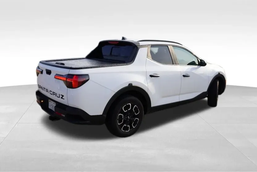 2022 Hyundai Santa Cruz SEL Activity photo 1
