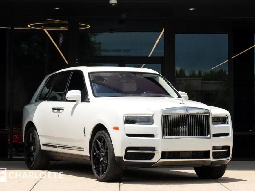 2022 Rolls Royce Cullinan photo 1