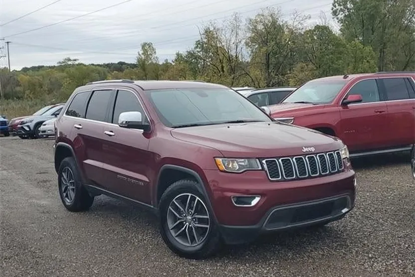 2017 Jeep Grand Cherokee Limited photo 1