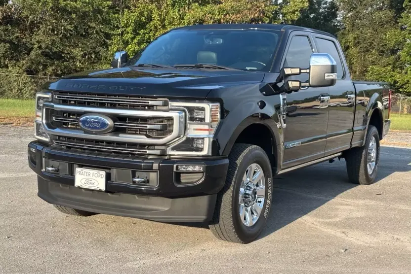 2022 Ford F-350 Lariat photo 1