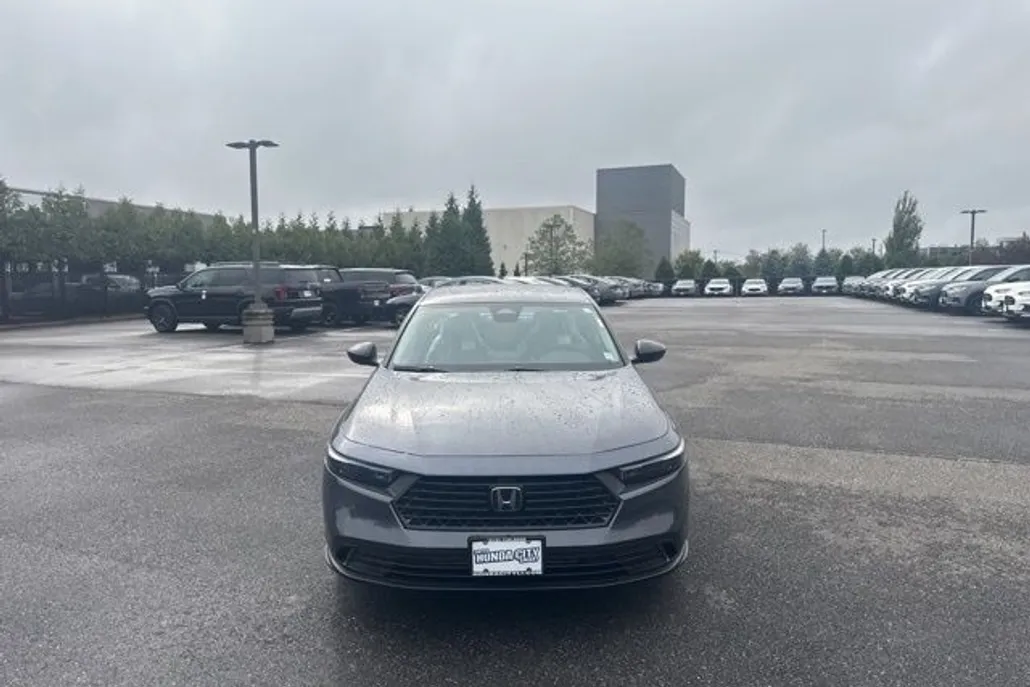 2025 Honda Accord SE photo 1