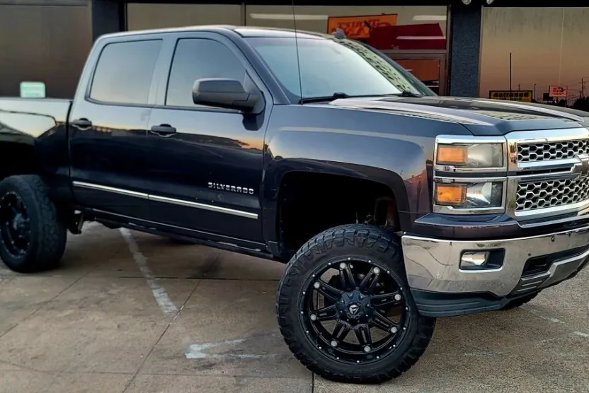 2014 Chevrolet Silverado 1500 Z71 LT photo 1