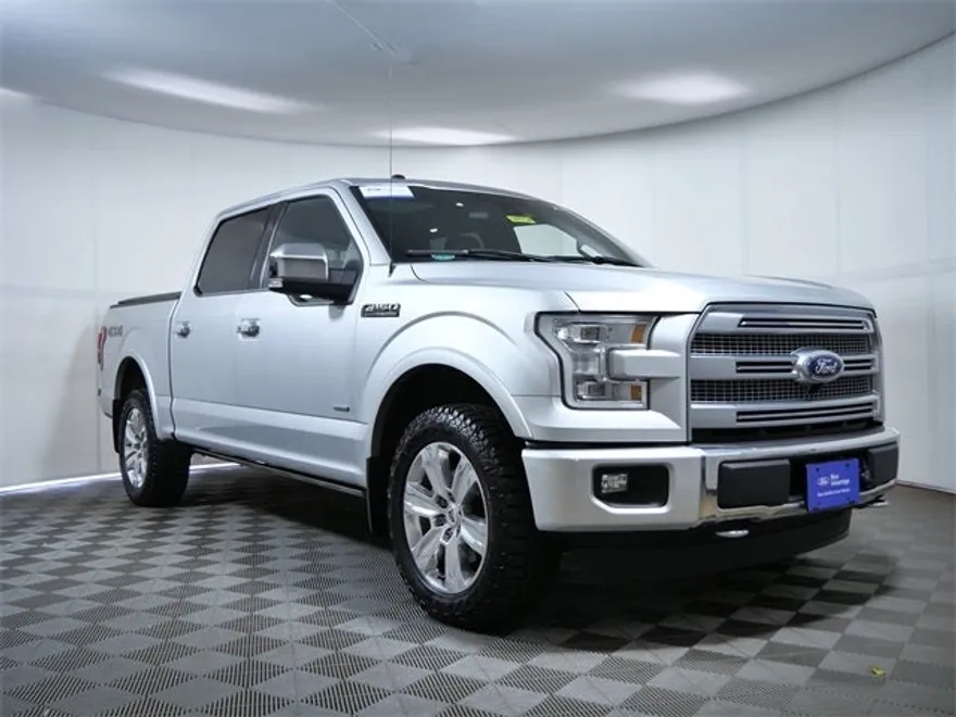2016 Ford F-150 Platinum photo 1
