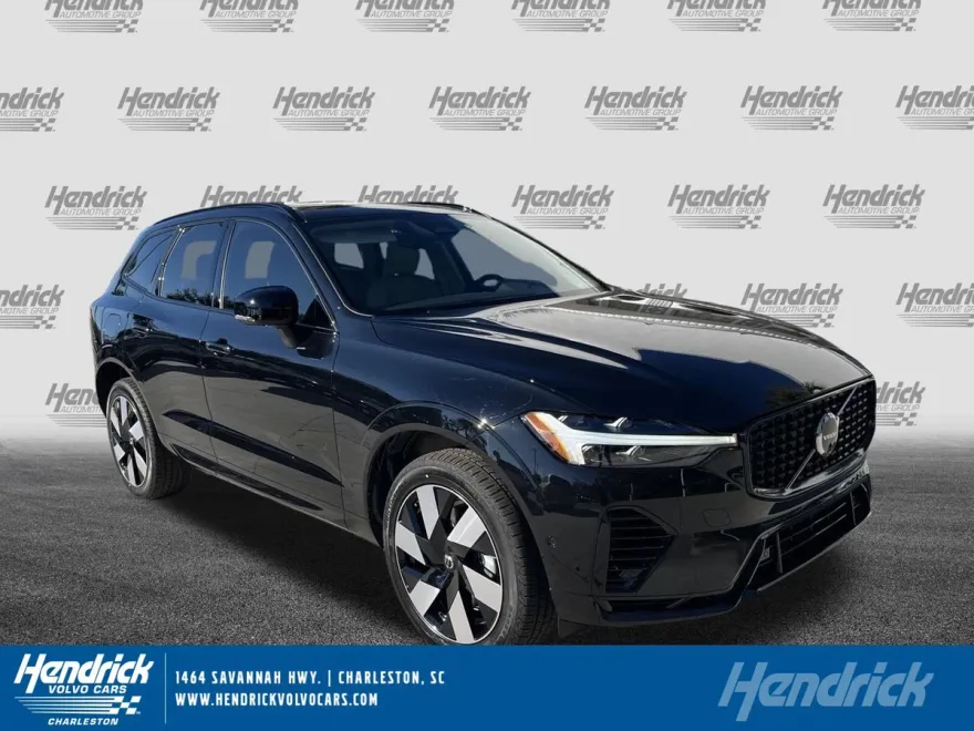 2025 Volvo XC60 Hybrid T8 Plus photo 1
