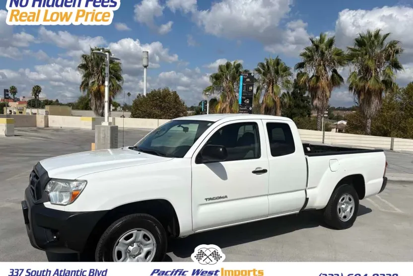 2015 Toyota Tacoma Access Cab photo 1