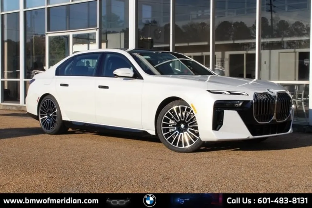 2025 Bmw 750e photo 1