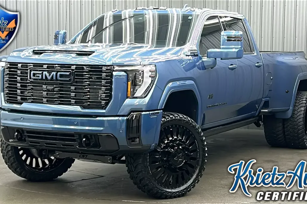2025 Gmc Sierra HD Denali Ultimate photo 1