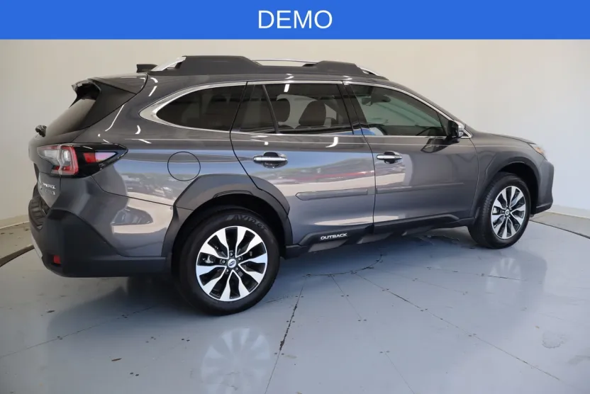 2025 Subaru Outback Touring photo 1
