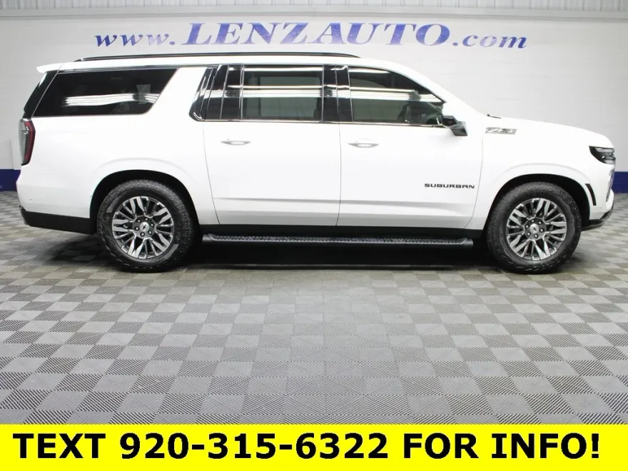 2025 Chevrolet Suburban Z71 photo 1