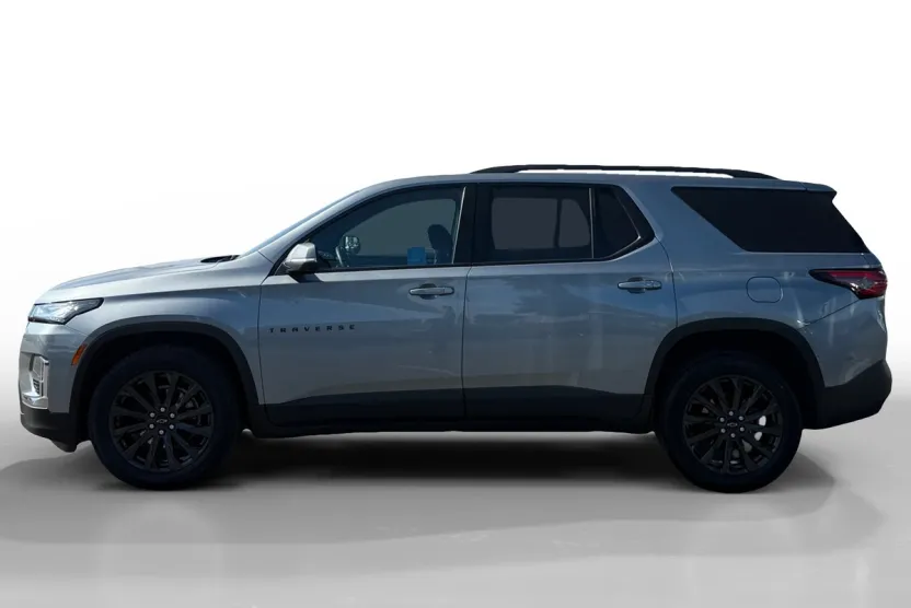 2023 Chevrolet Traverse RS photo 1
