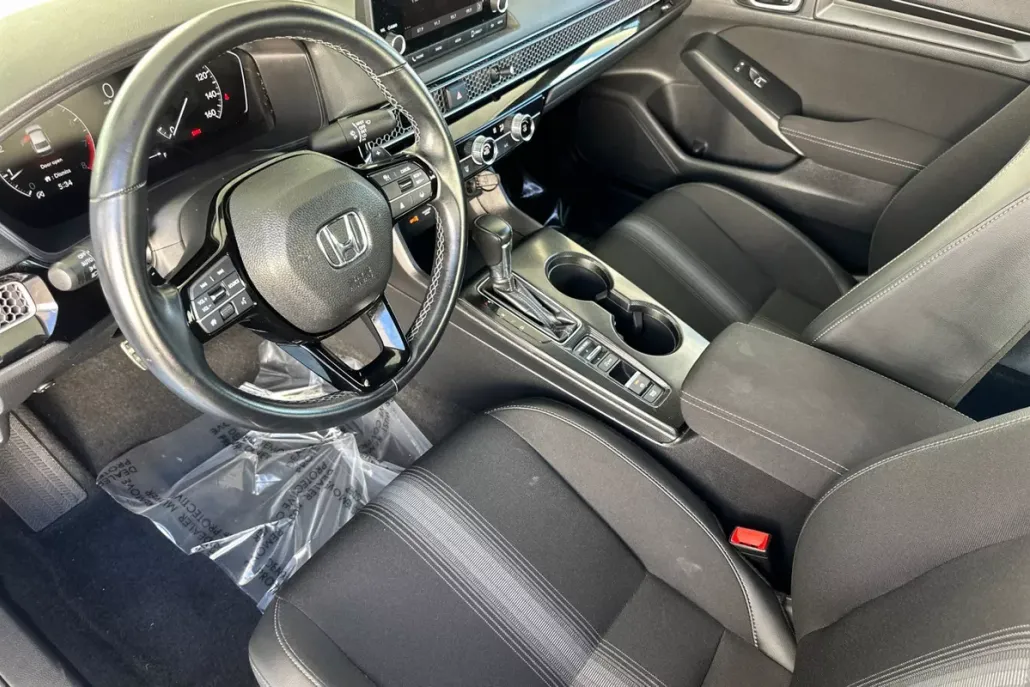 2023 Honda Civic Sport photo 1