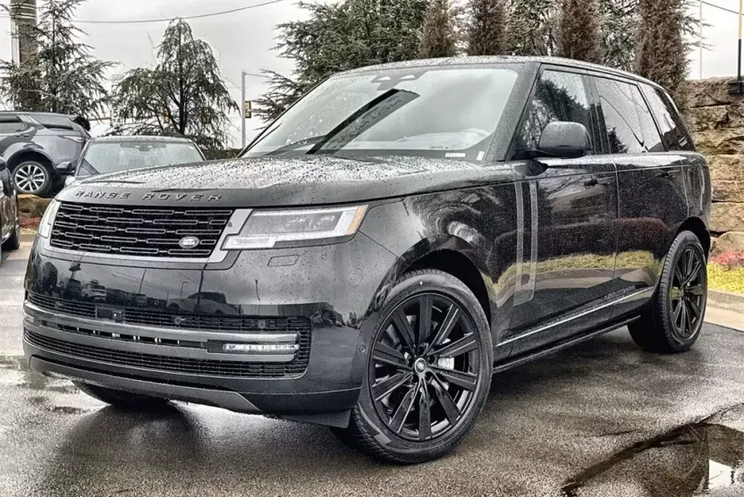 2025 Land Rover Range Rover SE photo 1