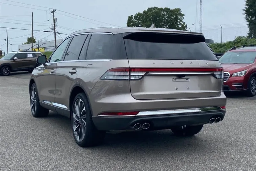 2020 Lincoln Aviator Reserve photo 1